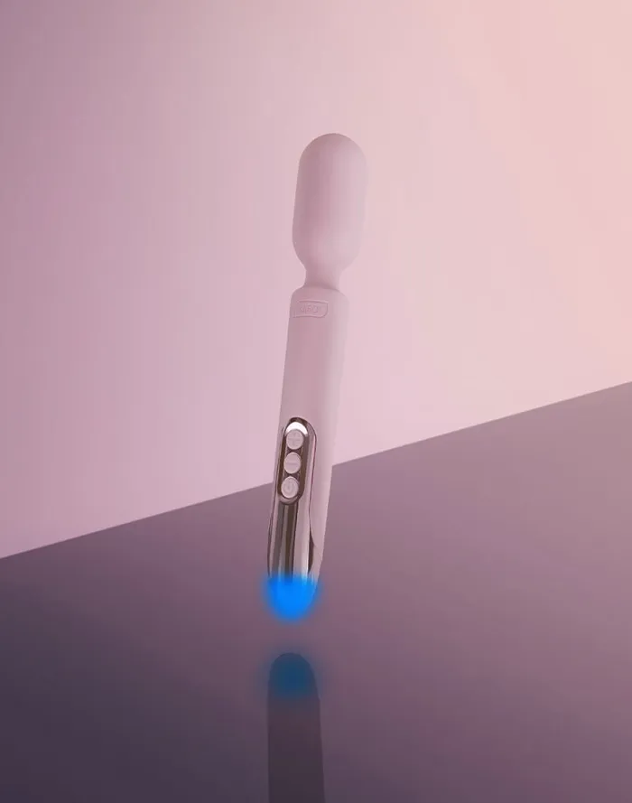 KIIROO - ProWand Vibrator - Lichtroze | Kiiroo Female Sex Toys